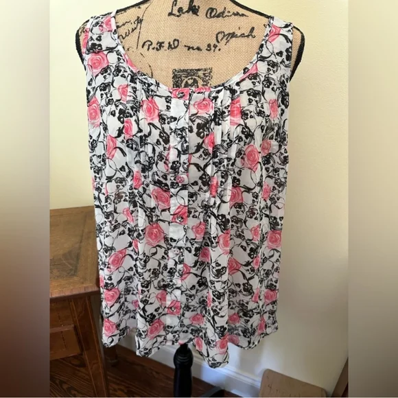 Skull sheer tulip-back tank - Picture 2 of 4